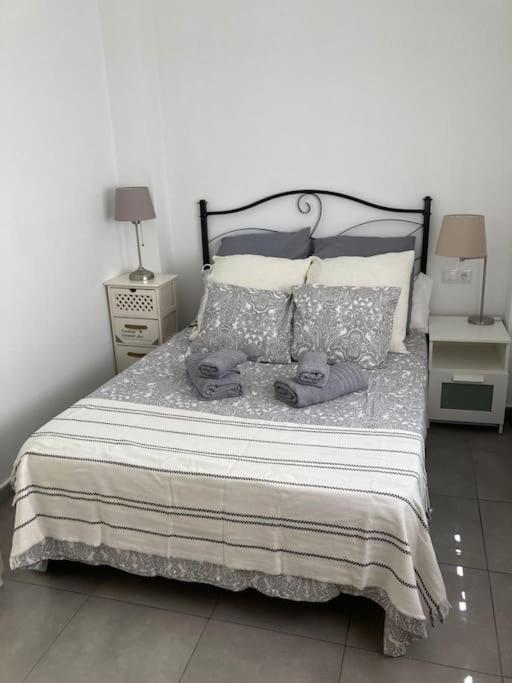 Fantastico Apartamento En Triana Seville Luaran gambar